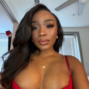 AaliyahT webcam livesex profile in ebony cams