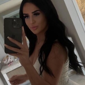 Crystal_MFC Caucasian webcam from United Kingdom