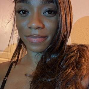 MelaninMelani webcam livesex profile in ebony cams