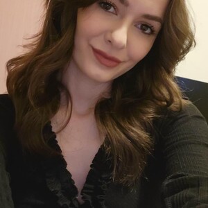 MissMon featured webcam