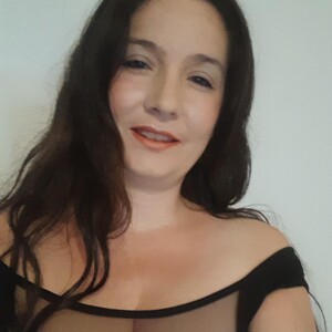 Pennychase Caucasian webcam from United Kingdom